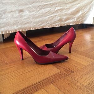Red Nine West Pumps